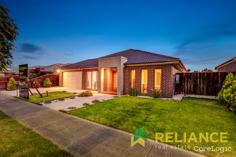 Property photo of 11 The Esplanade Taylors Hill VIC 3037