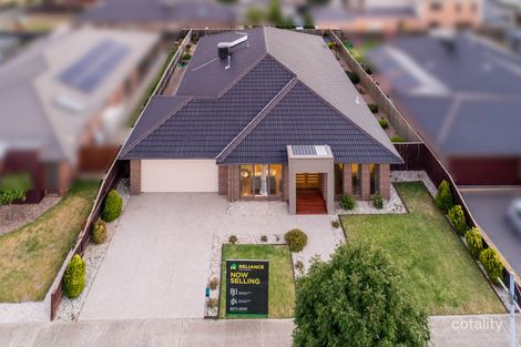 Property photo of 11 The Esplanade Taylors Hill VIC 3037
