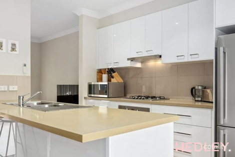 Property photo of 18 Keen Street Altona North VIC 3025