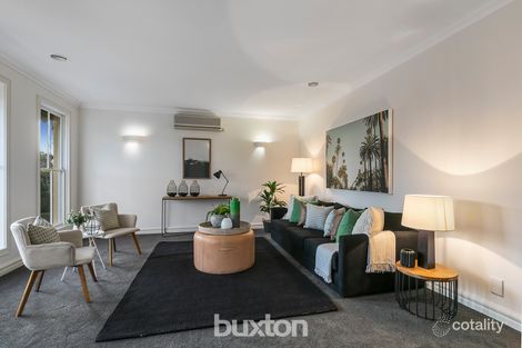 Property photo of 9 Martens Place Dingley Village VIC 3172