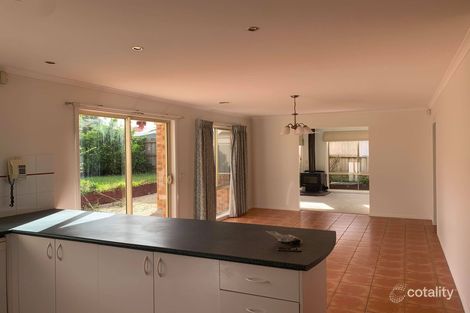 Property photo of 2 Tralee Circuit Narre Warren VIC 3805