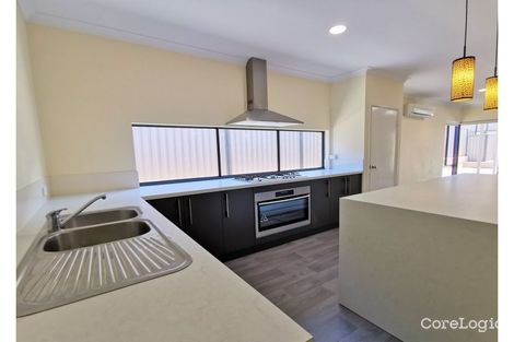 Property photo of 5 Bushside Drive Aveley WA 6069