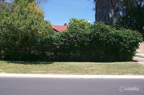 15 Kallang Rd, Coodanup, WA 6210