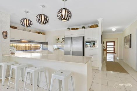 13 Mountain View Pde, Maudsland, QLD 4210