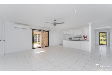 71 Bramble St, Norman Gardens, QLD 4701