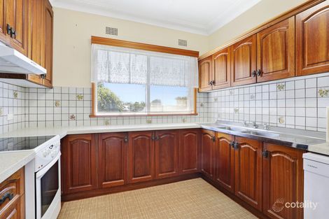 Property photo of 5 Pankhurst Avenue Fairy Meadow NSW 2519