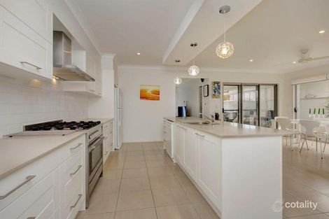 Property photo of 16 Pleystowe Crescent Hendra QLD 4011