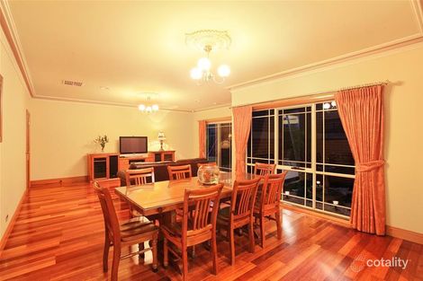 Property photo of 29 Creekbank Place Caroline Springs VIC 3023