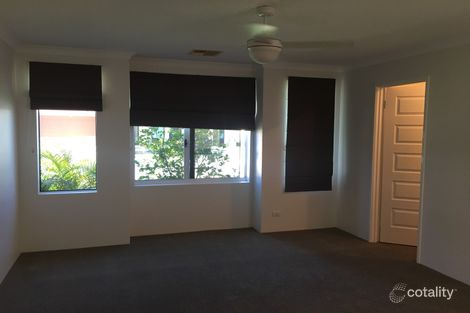 Property photo of 18 Sundowner Meander Banksia Grove WA 6031
