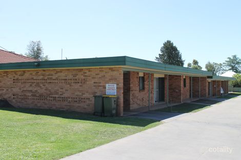 Property photo of 2/64 Oswald Street Inverell NSW 2360