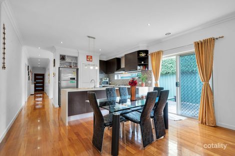 Property photo of 14 Pepper Tree Court Caroline Springs VIC 3023