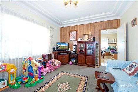 Property photo of 22 Clara Street Belmont South NSW 2280