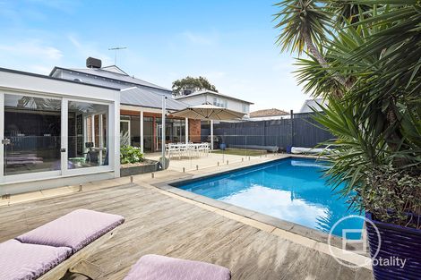 Property photo of 32 Avondale Street Hampton VIC 3188