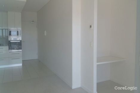 Property photo of 2081/16 Hamilton Place Bowen Hills QLD 4006