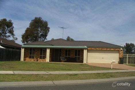 47 Birdwood Ave, Wattle Grove, NSW 2173