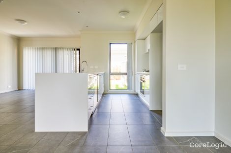 Property photo of 7 Cresswick Walk Moorebank NSW 2170