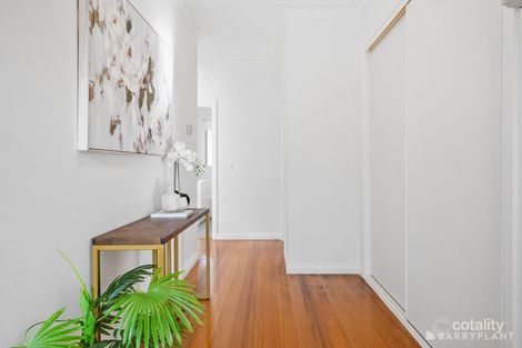 Property photo of 38 Bedford Road Ringwood VIC 3134