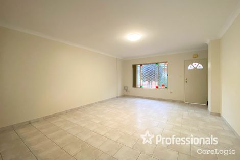 Property photo of 1/30 Hoxton Park Road Liverpool NSW 2170