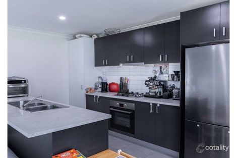 Property photo of 20 Royce Crescent Lavington NSW 2641