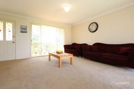 Property photo of 32 Murphy Circuit Ashtonfield NSW 2323