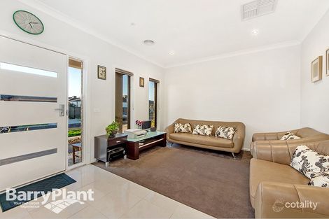 Property photo of 10 Croft Way Derrimut VIC 3026