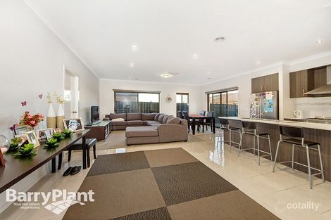 Property photo of 10 Croft Way Derrimut VIC 3026