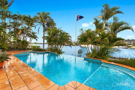 Property photo of 26 Cabana Boulevard Benowa QLD 4217