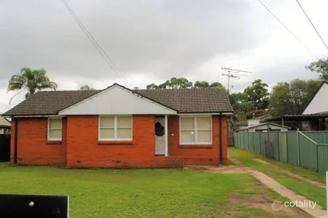 Property photo of 7 Taranaki Avenue Lethbridge Park NSW 2770