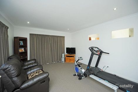 Property photo of 6 Riverside Place Telina QLD 4680