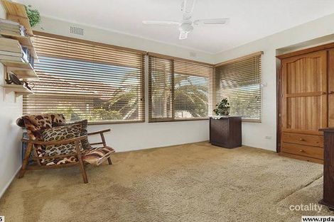 Property photo of 155 Northcliffe Drive Lake Heights NSW 2502