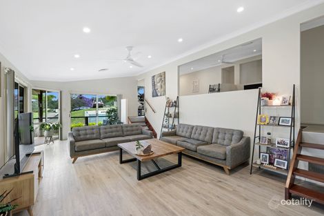 Property photo of 19 Henderson Rise Pacific Pines QLD 4211