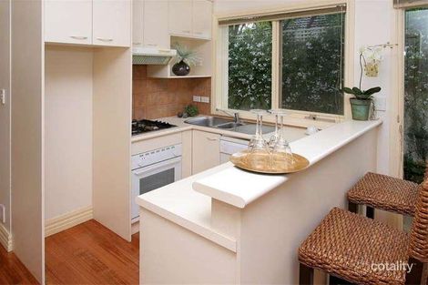 Property photo of 3/45 Wilfred Road Ivanhoe East VIC 3079