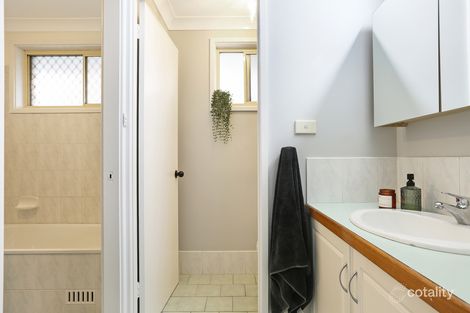 Property photo of 31 Shearwater Boulevard Albion Park Rail NSW 2527