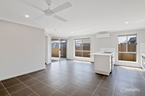 Property photo of 1/3 Carousel Street Hillcrest QLD 4118
