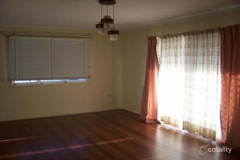 Property photo of 48 Scarborough Road Redcliffe QLD 4020