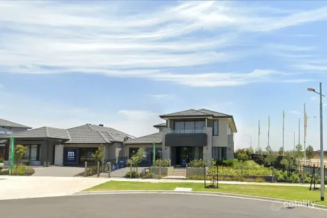Property photo of 9 Student Court Mambourin VIC 3024