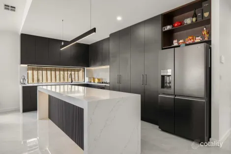 Property photo of 29 Ivan Way Fraser Rise VIC 3336