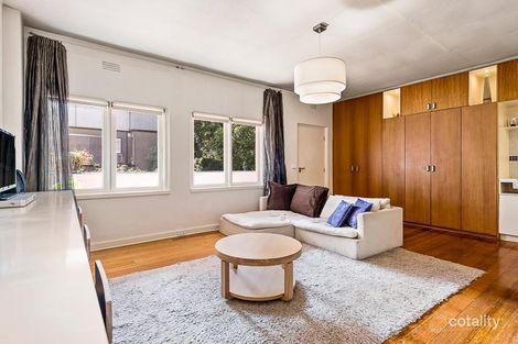 Property photo of 4/68 Mathoura Road Toorak VIC 3142