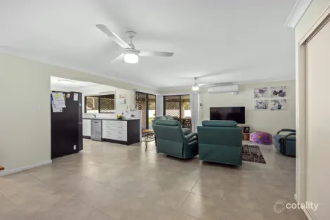 Property photo of 3 Piccadilly Court Deebing Heights QLD 4306