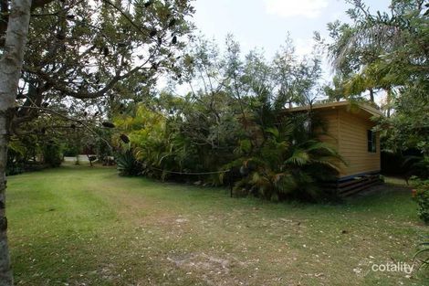 Property photo of 16 Beach Avenue South Golden Beach NSW 2483