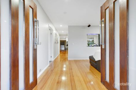 Property photo of 28 Culburra Avenue Frankston VIC 3199