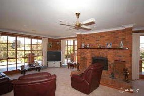 Property photo of 4 McCutcheon Close Mount Eliza VIC 3930