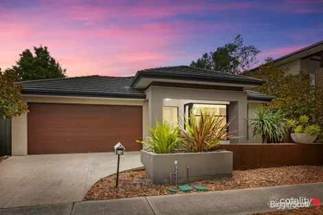 14 Whitfield Cres, Craigieburn, VIC 3064