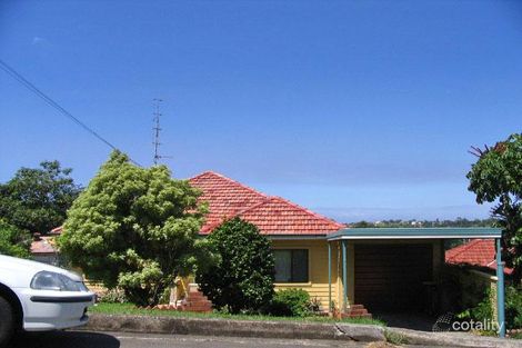 Property photo of 10 Roxburgh Avenue Thirroul NSW 2515
