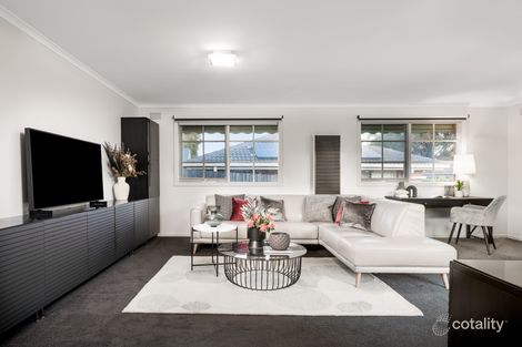 Property photo of 8 Cloverdale Court Mulgrave VIC 3170