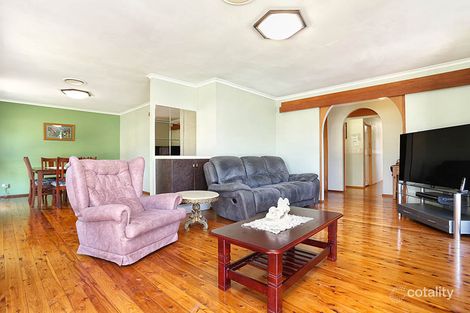 Property photo of 8 Wallaby Close Bossley Park NSW 2176