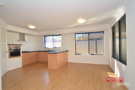 Property photo of 15 Lyndavale Loop Carramar WA 6031