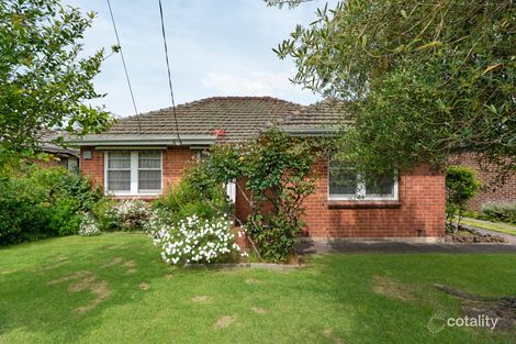 11 COLEMAN CRES, RESERVOIR, VIC 3073