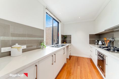 Property photo of 2/6 Newman Road Wantirna South VIC 3152
