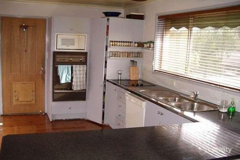 Property photo of 2 Carinya Court Mount Waverley VIC 3149